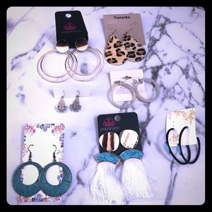 ✨$5 FUN Costume Earring Sale 💫